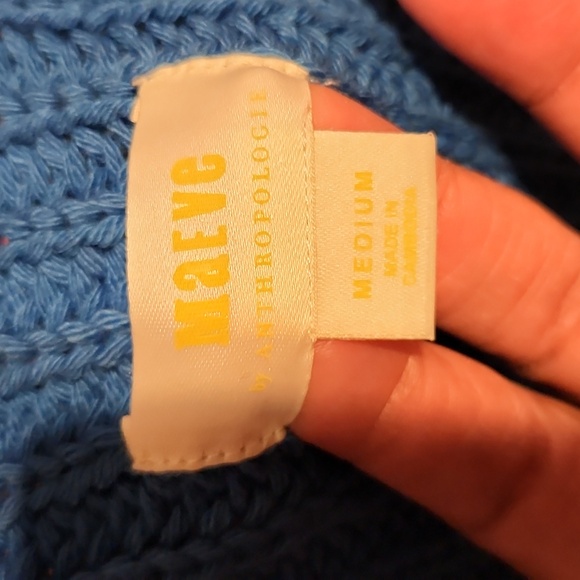 Maeve Vibrant Blue V-Neck Cropped Sweater - Picture 5 of 9